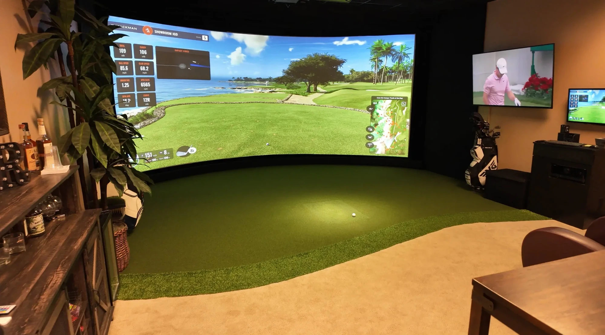 Trackman Indoor Golf Design (3)